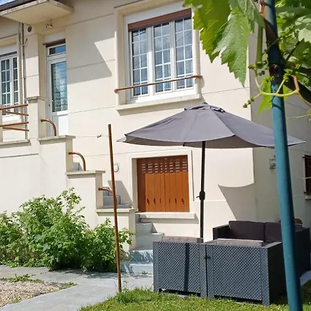 Holiday home Metro - Sac A Dos - Dodo Chez Leontine 2 Ch Parking Wifi Fo